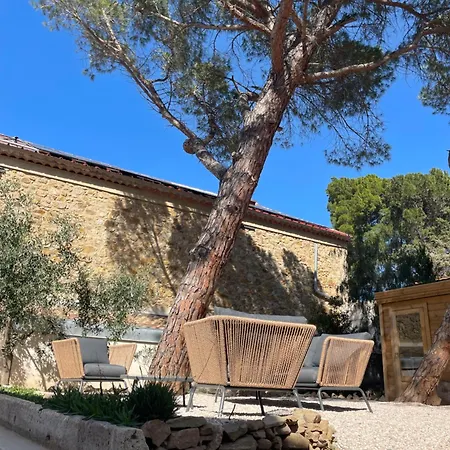 La Petite Ecurie Villa Montséret Exterior photo